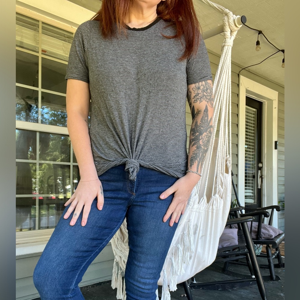 Brandy Melville one size shirt